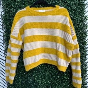 Chic Striped Yellow and Cream Sweater